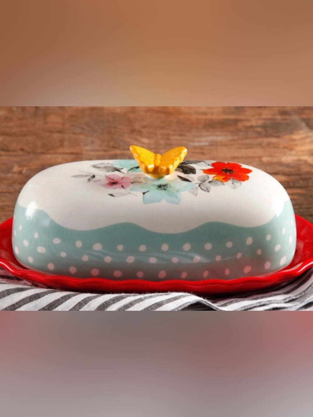 Pioneer Woman Ceramic Floral And Butterfly Butter Dish.